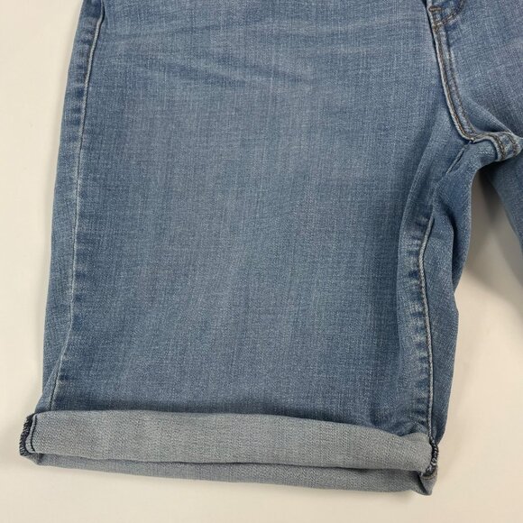 Levi's Classic Bermuda Shorts Denim Stretch Women Plus Size 18W Blue Jean Cuffs - Picture 5 of 14